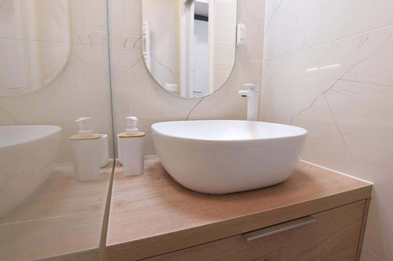 Consul Apartment - Zadar City Center Dış mekan fotoğraf